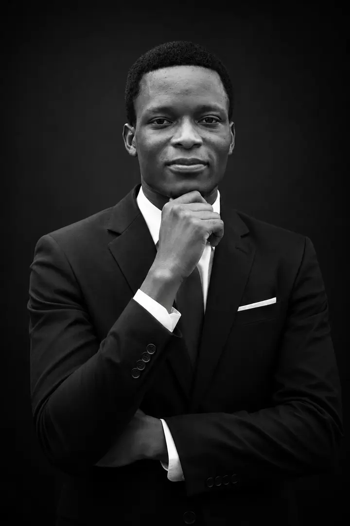 Portrait de Néhémie Gandonou, développeur web et mobile